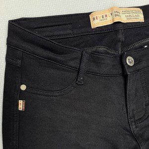 Black bootcut moleton pants. 3 US Beverly Jeans